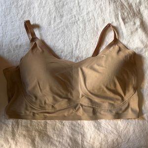 True & Co bra, size large